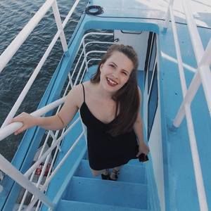 Meet your Posher, Hannah